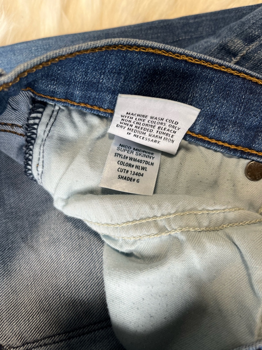 Hudson Nico Jeans Women's 26x30 Mid Rise Super Skinny Medium Wash - Picture 6 of 6